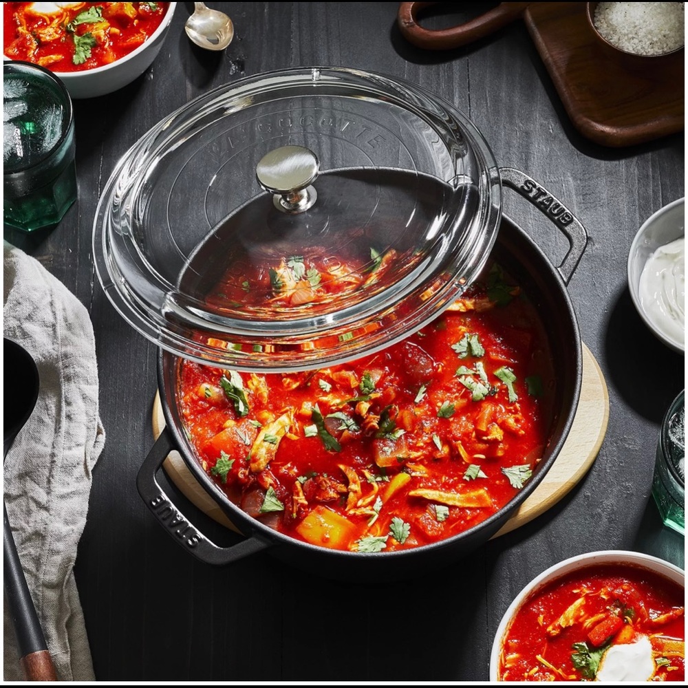 Staub New 24 4qt Grey glass lid - Picture 10 of 13